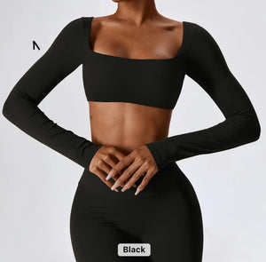 Long sleeve crop black