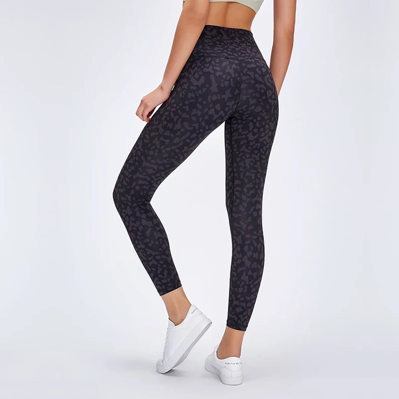 Esther leggings black leopard