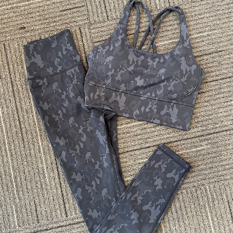 camouflage top black