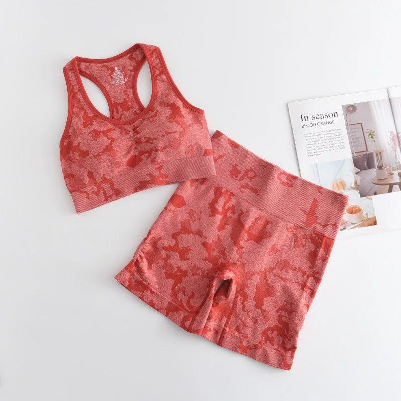 Camouflage shorts set red