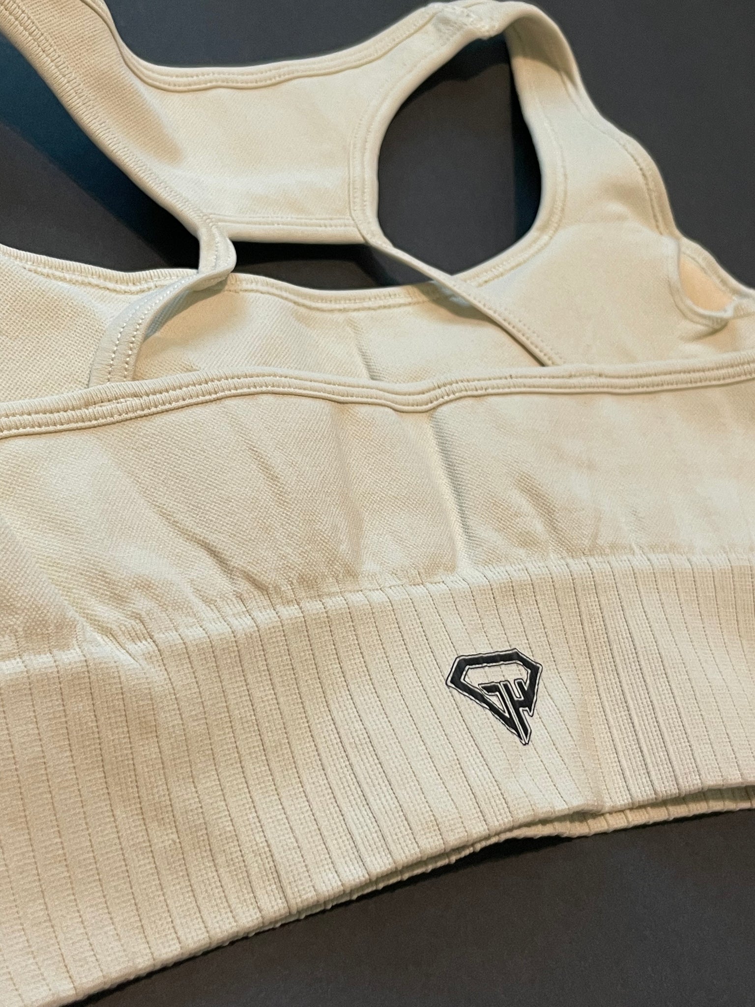 Outshine sports bra cream